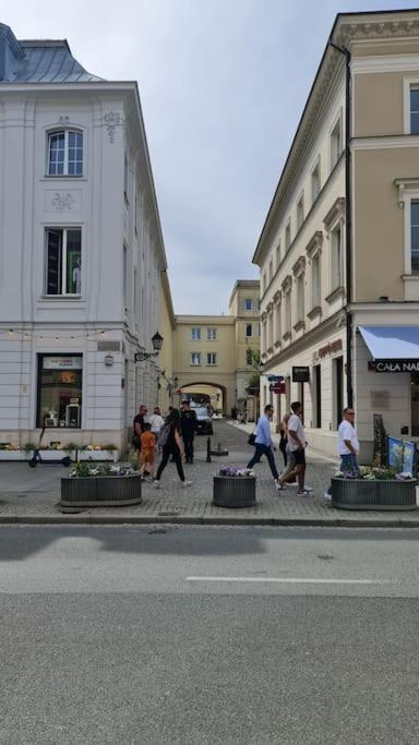 Apartament Zachodni Z Balkonem 4 Osoby Varsó Kültér fotó