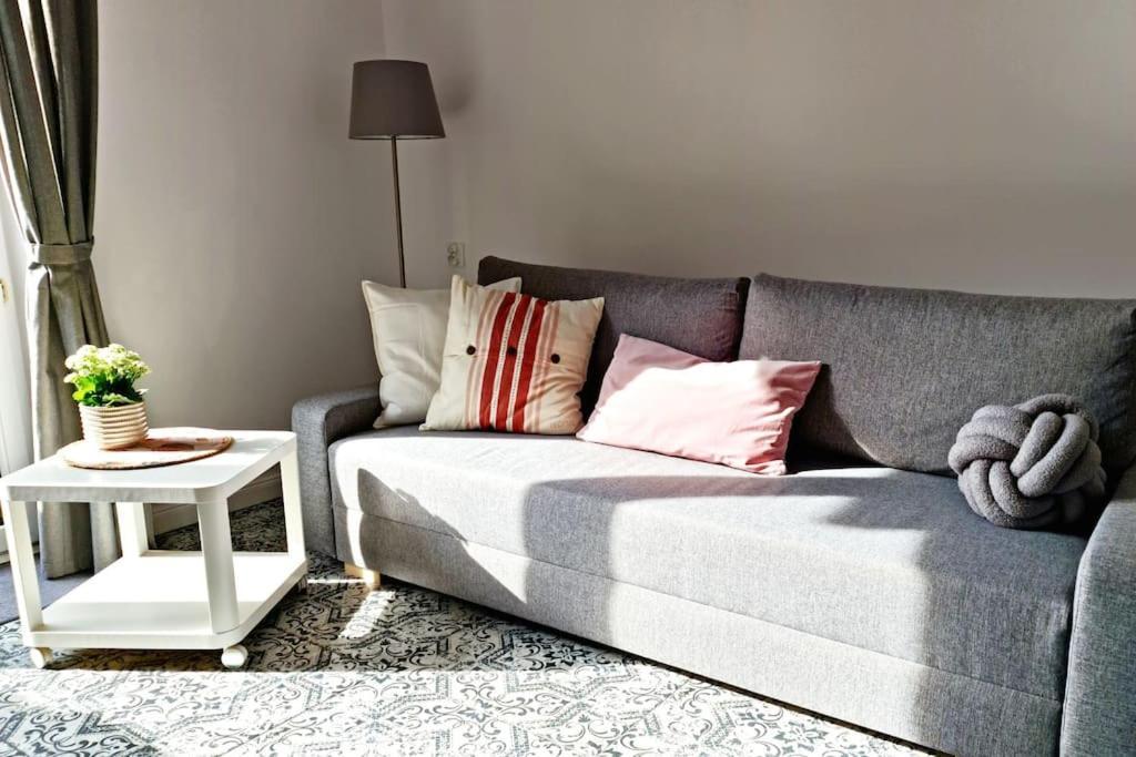 Apartament Zachodni Z Balkonem 4 Osoby Varsó Kültér fotó