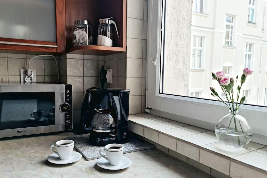 Apartament Zachodni Z Balkonem 4 Osoby Varsó Kültér fotó