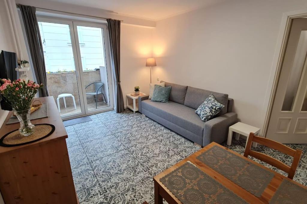 Apartament Zachodni Z Balkonem 4 Osoby Varsó Kültér fotó